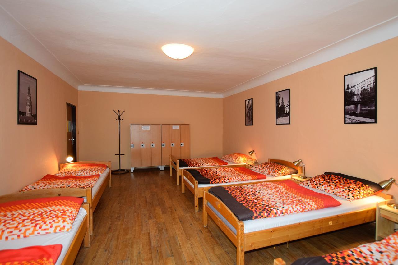 Hostel Travel